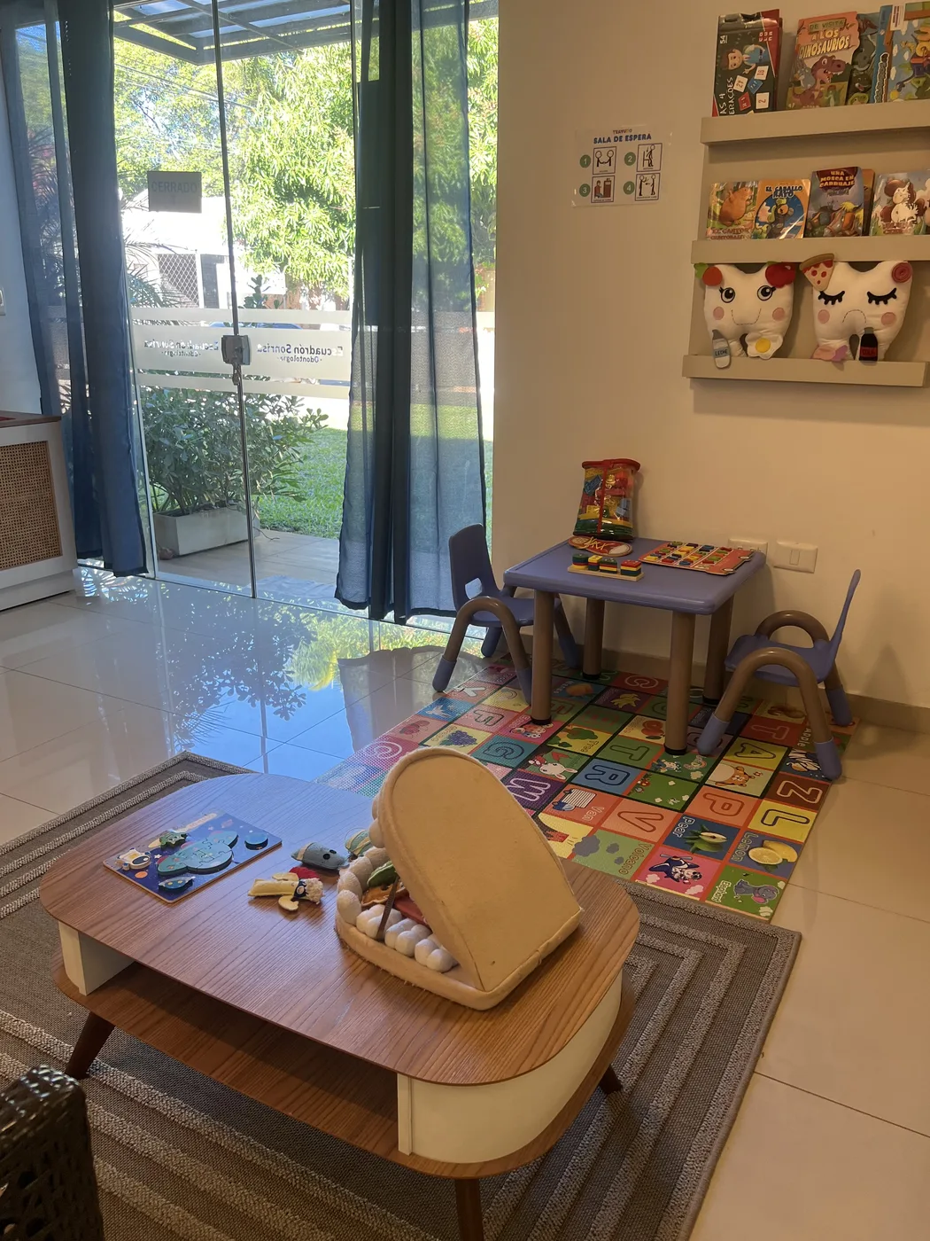 Sala de espera de Escuadrón Sonrisa